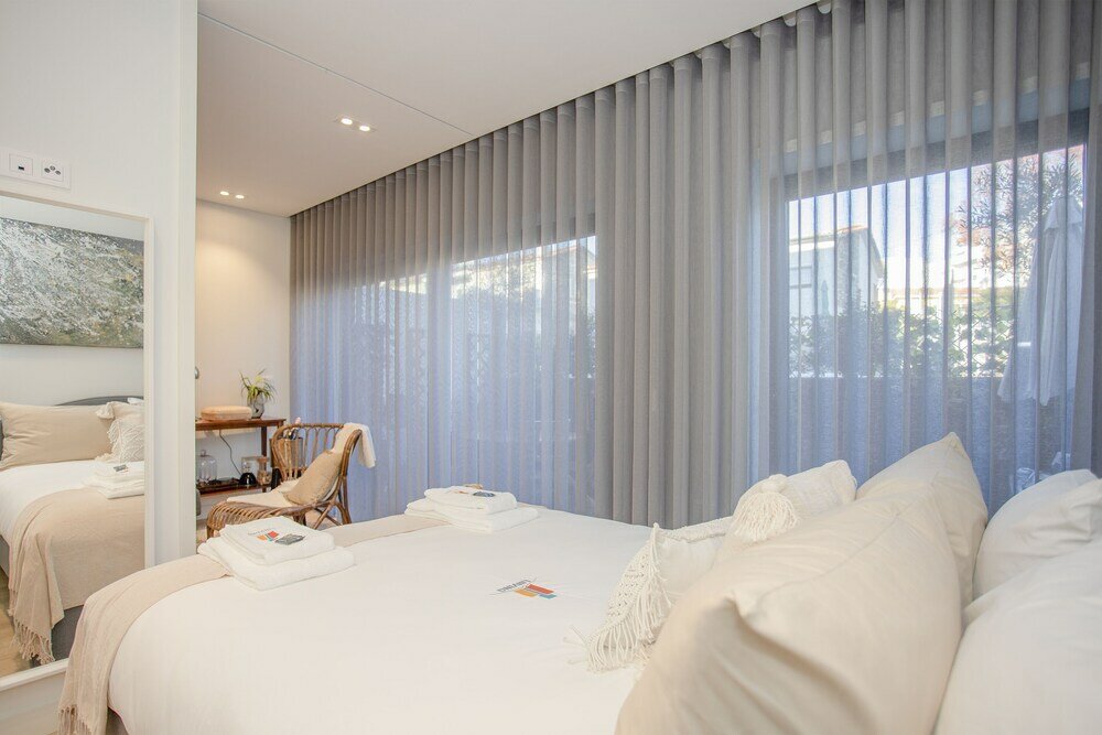 Фото Liiiving in Porto - Dragão Pool View