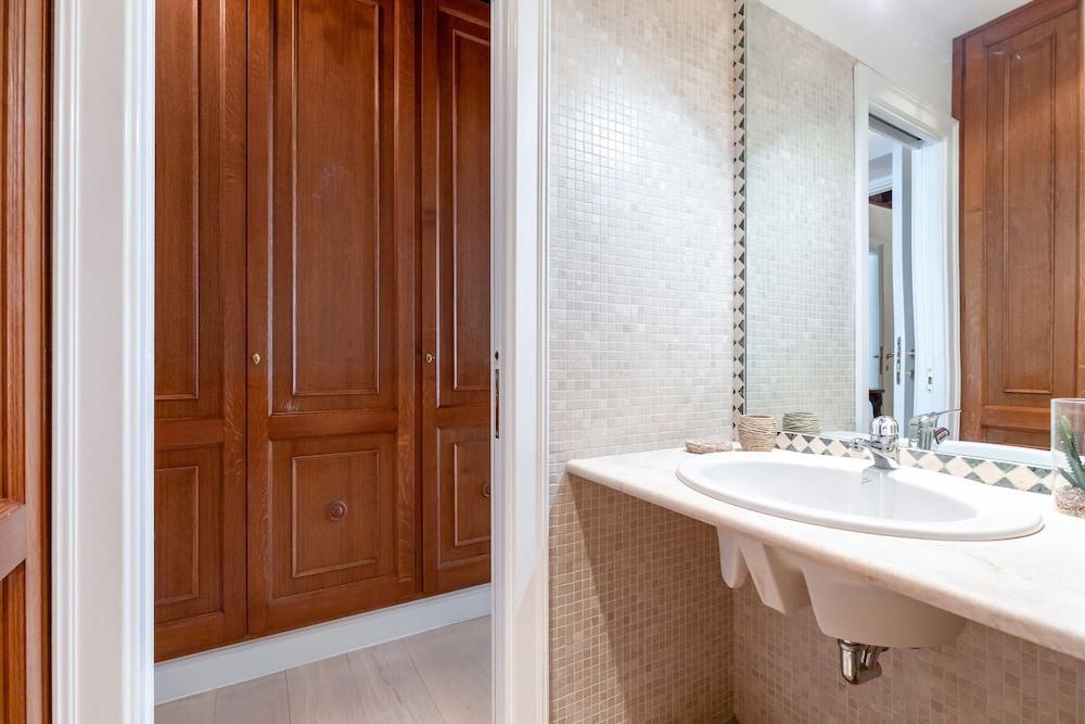 Фото Rome AS You Feel - Trevi Luxury Apartment