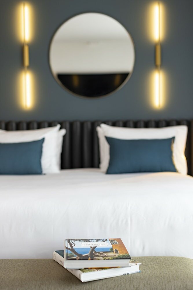 Фото Howard Sur Seine