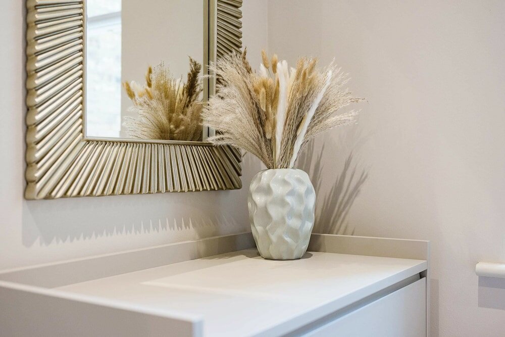 Фото Marble Arch Suite 3-hosted by Sweetstay