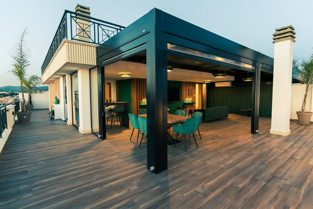 Фото Tower Beach Suite