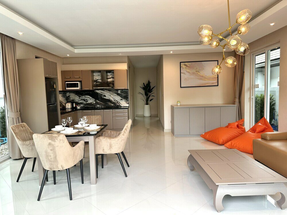 Фото Palm Oasis Pool Villa by Pattaya Holiday