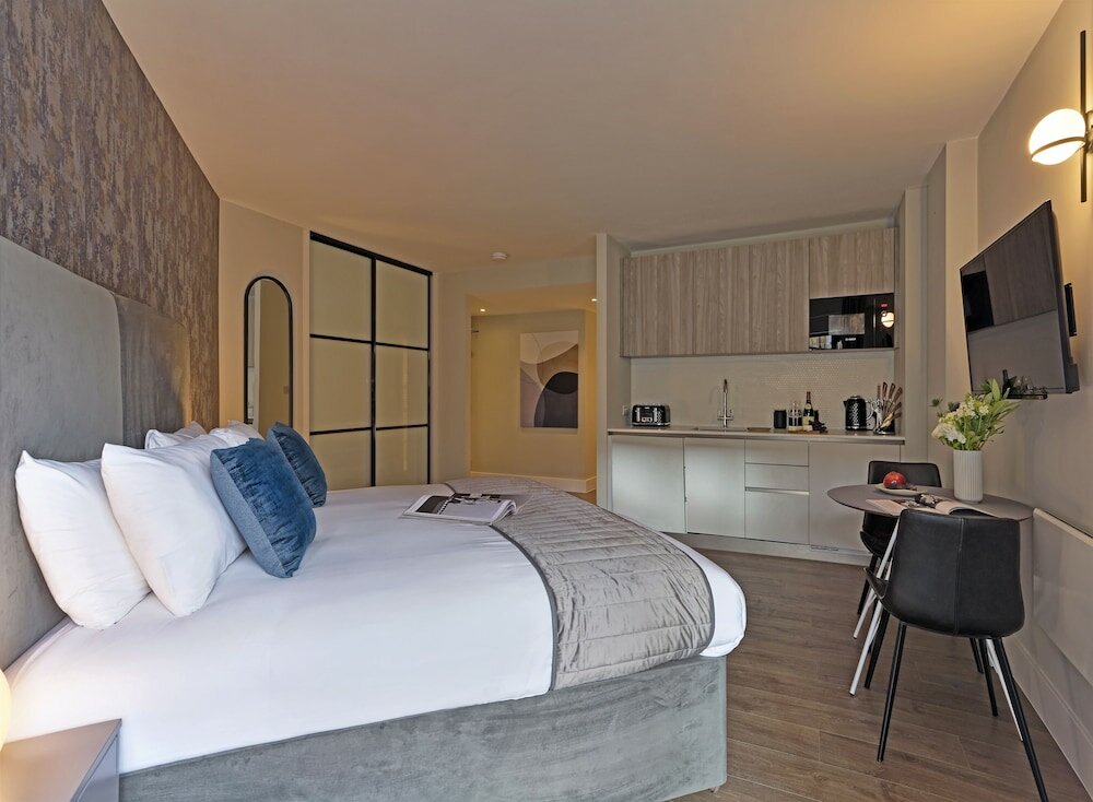 Фото The Residen