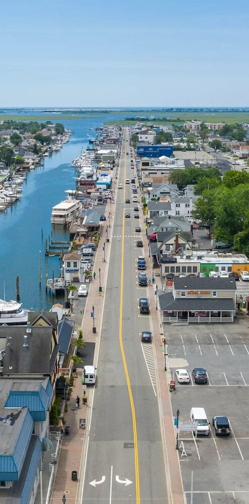 Фото Yachtsman's Cove with 3-Levels