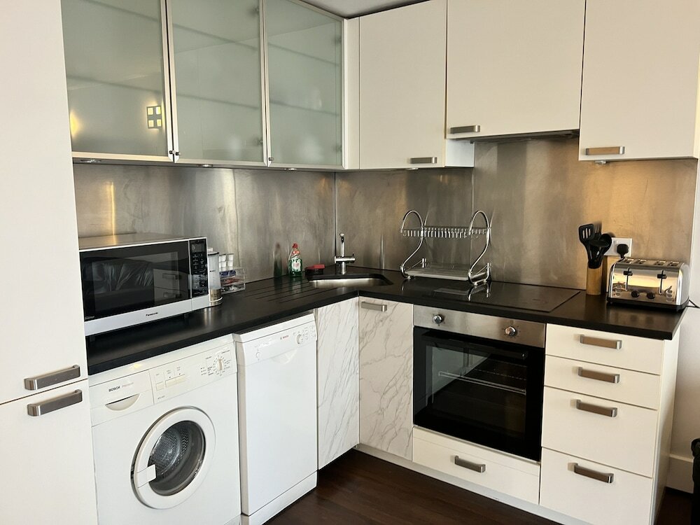 Фото The Suites- St Pancras Hotel Group