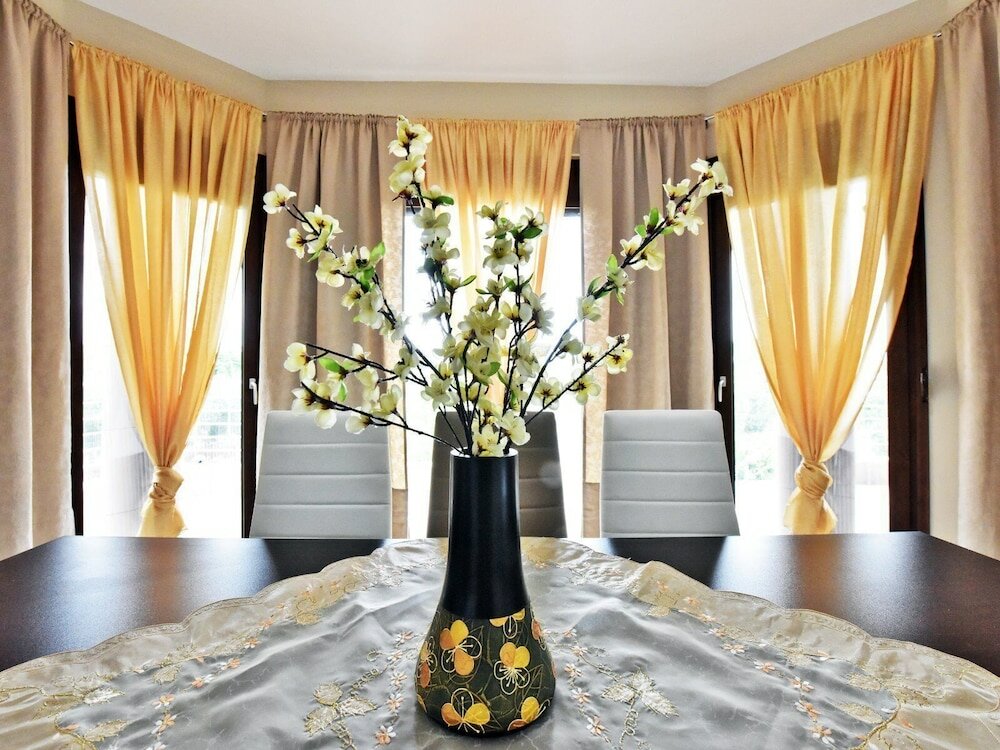 Фото Villa George