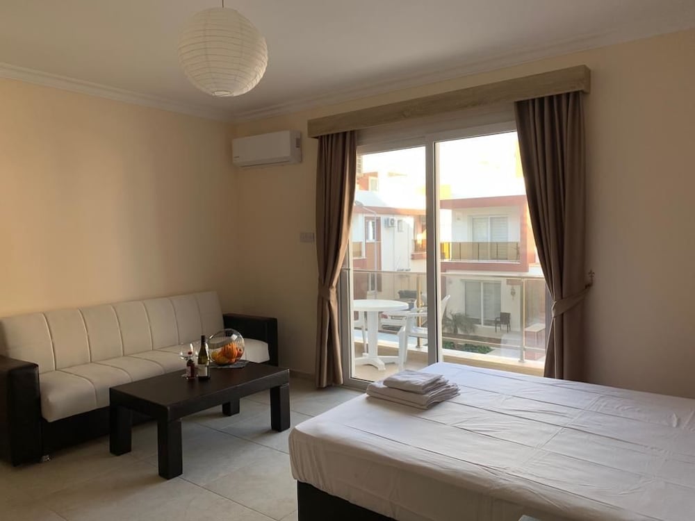 Фото Royal Sun Residence Wave 2 apartment