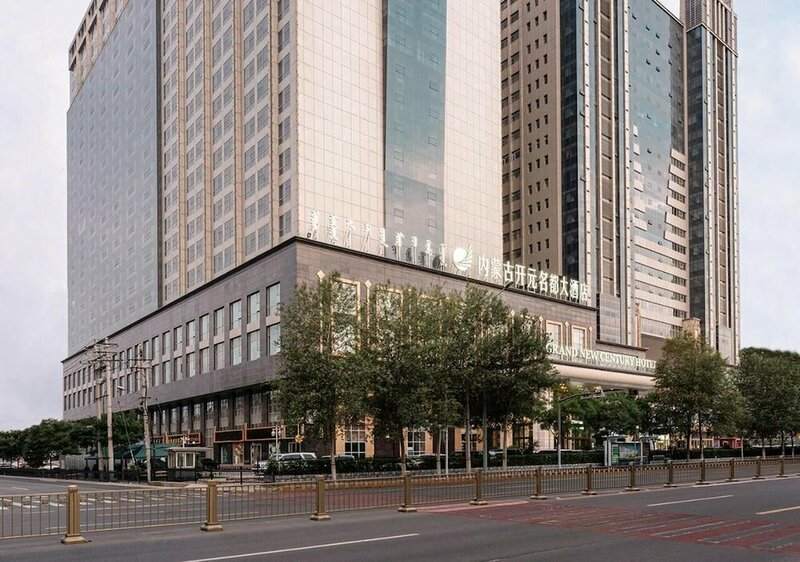 Гостиница Grand New Century Hotel Hohhot в Хух-Хото
