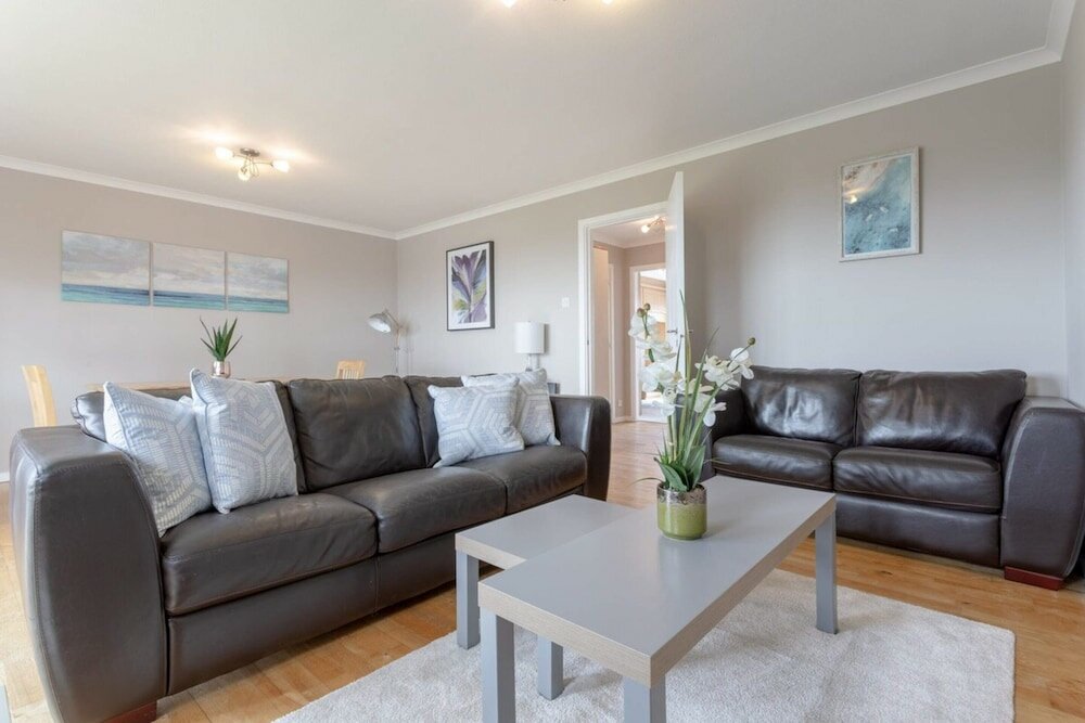 Фото Bright, Modern One-bed With Stunning View of Thames