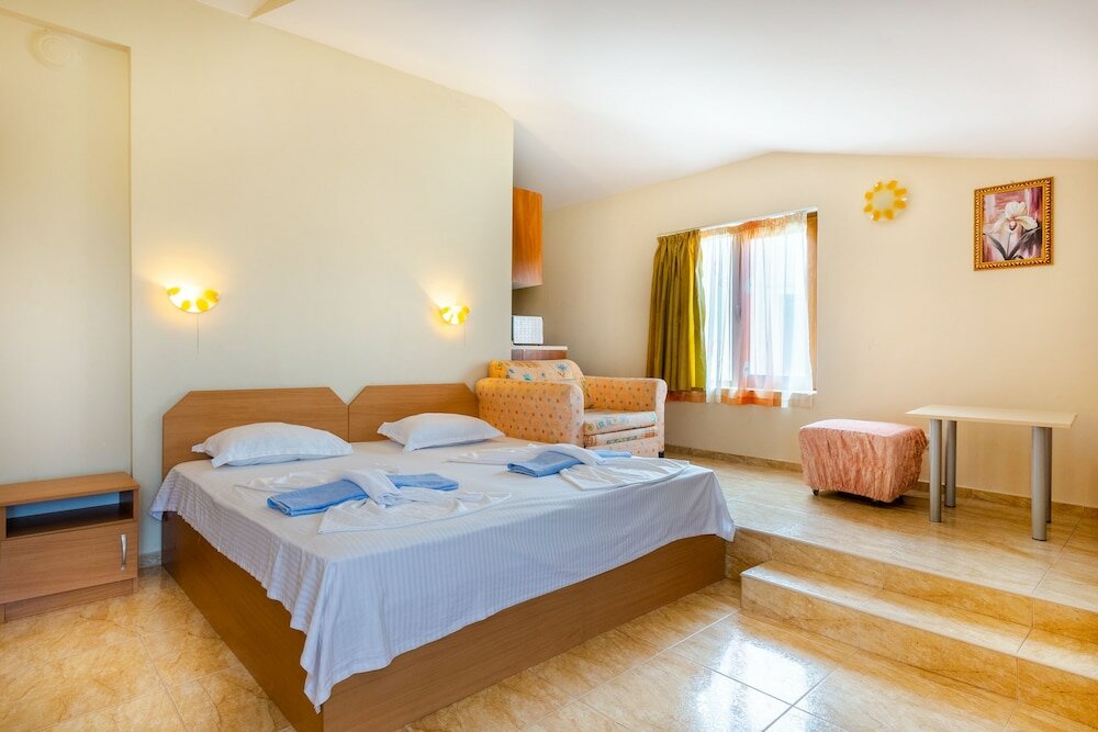 Фото Family Studio in Dafinka Guest House