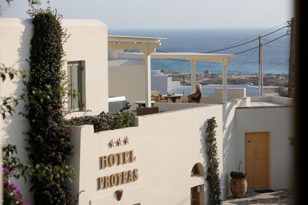 Фото Proteas Hotel & Suites