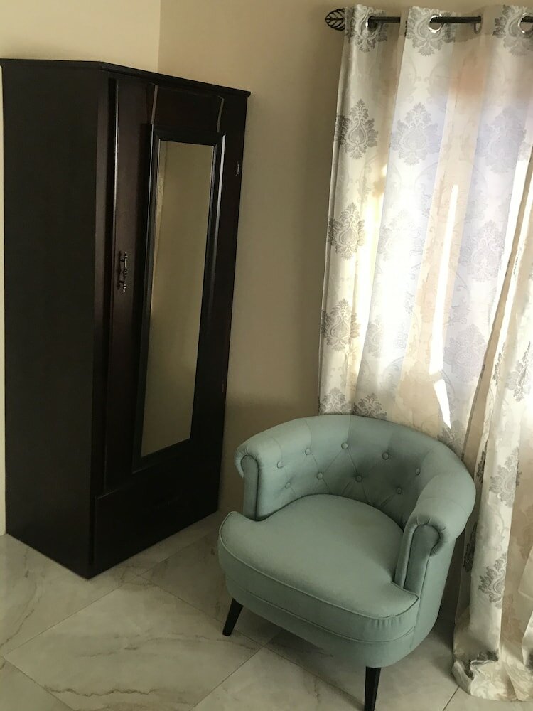 Фото Kardel Vacation Apartments