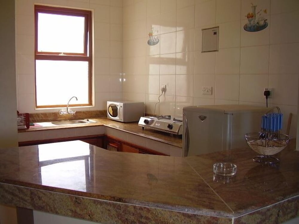 Фото HillPark Hotel - Tiwi Beach