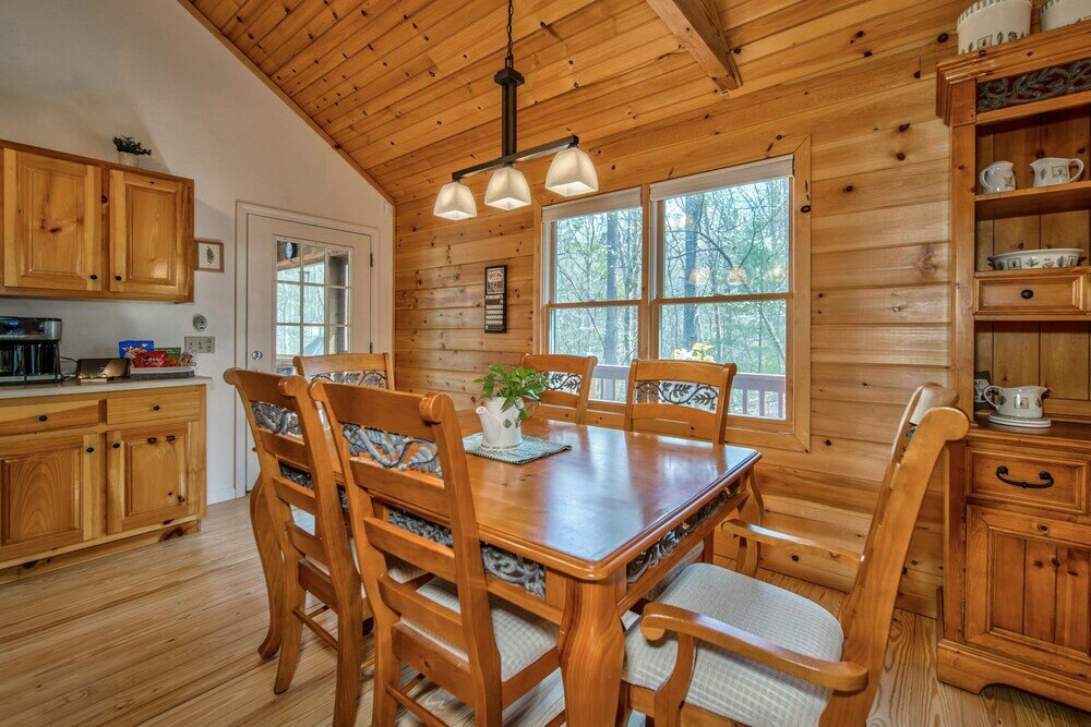 Фото Leisure Bear Lodge