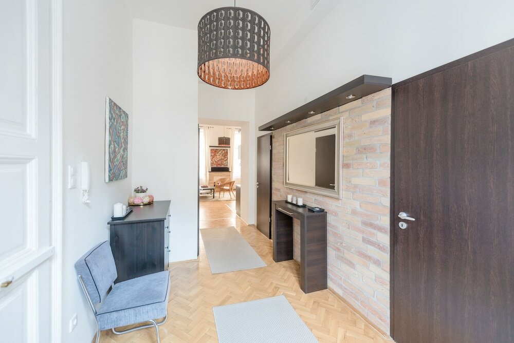 Фото Venus Apartments - Dohány street I