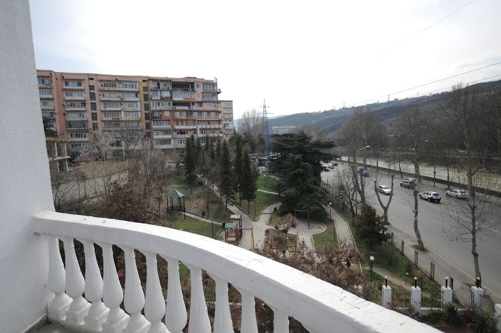 Фото White House Hotel