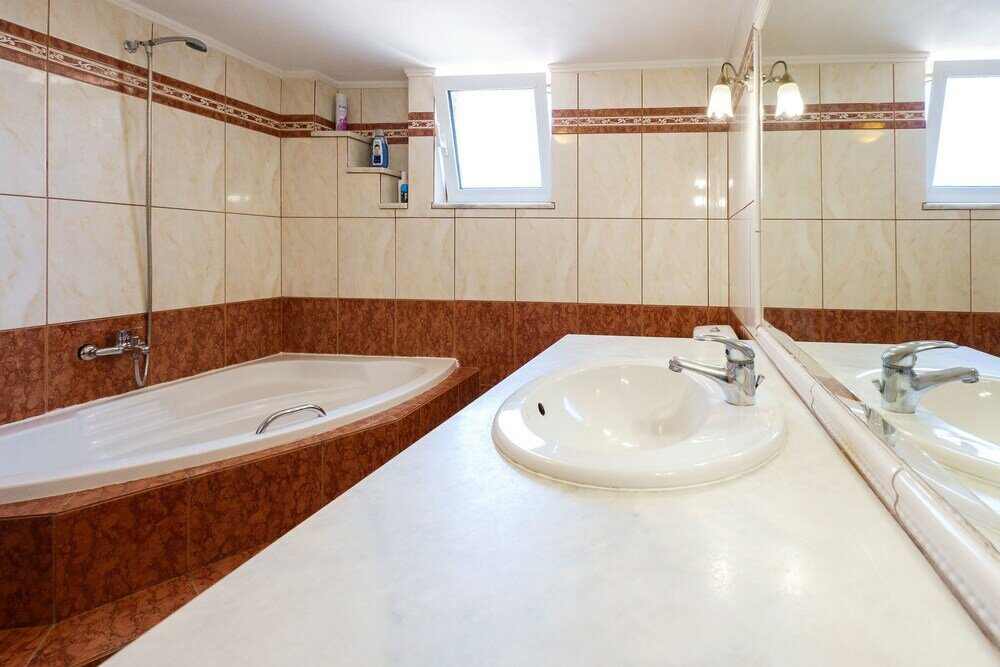 Фото Relaxing Family Home near Beaches