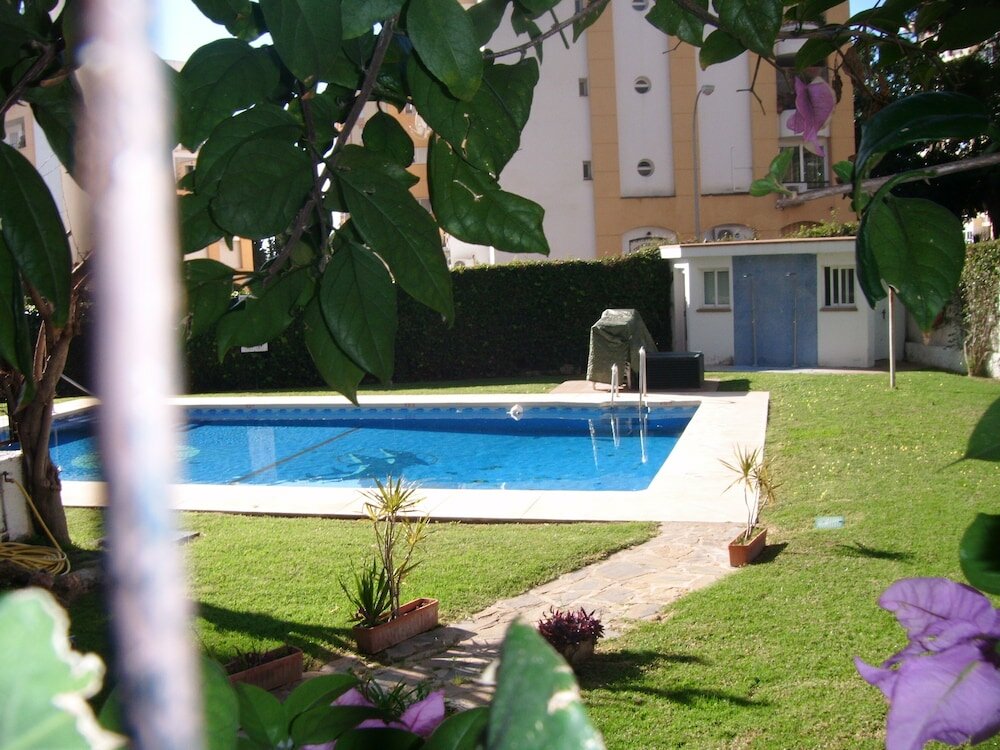 Фото Studio Low Cost Corinto Estudio