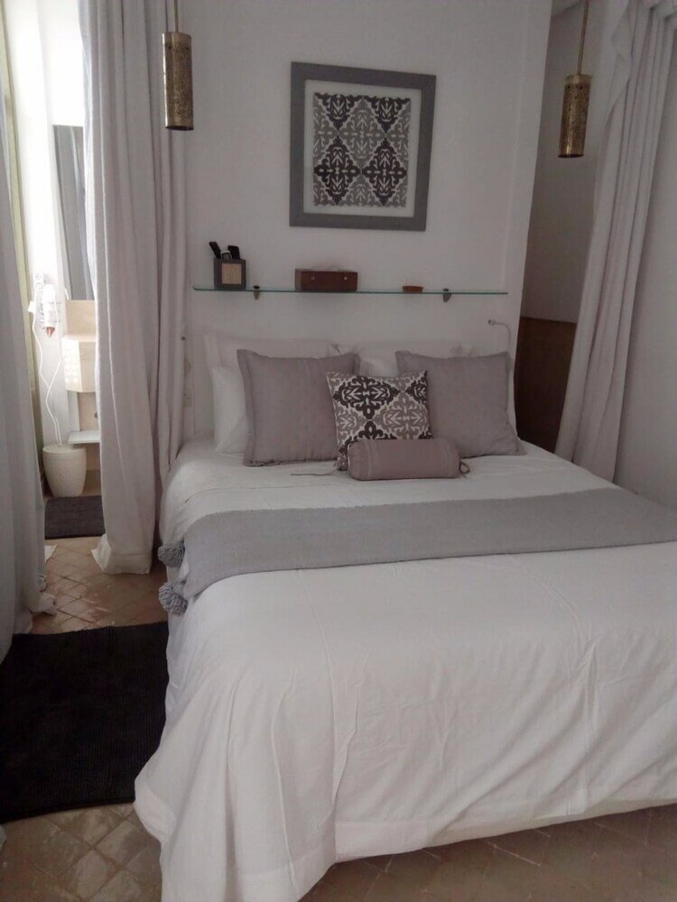 Фото Riad Elvica