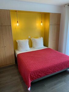 Vvf Résidence Antibes Juan-Les-Pins (Provence-Alpes-Côte d'Azur, Alpes-Maritimes, Arrondissement de Grasse, Antibes, Vieux Chemin de Vallauris), hotel