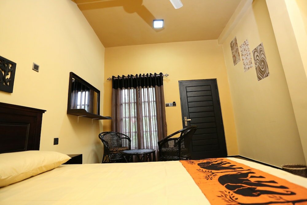 Фото Edwin's Air-port stay