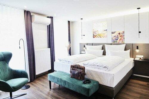 Гостиница Design- und Kunsthotel München в Мюнхене