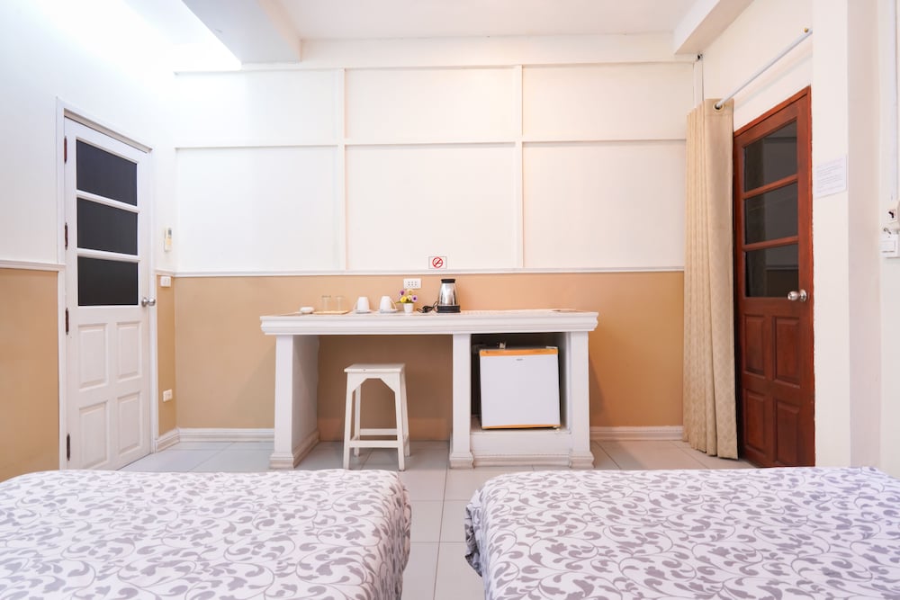 Фото Guesthouse Phuket Airport