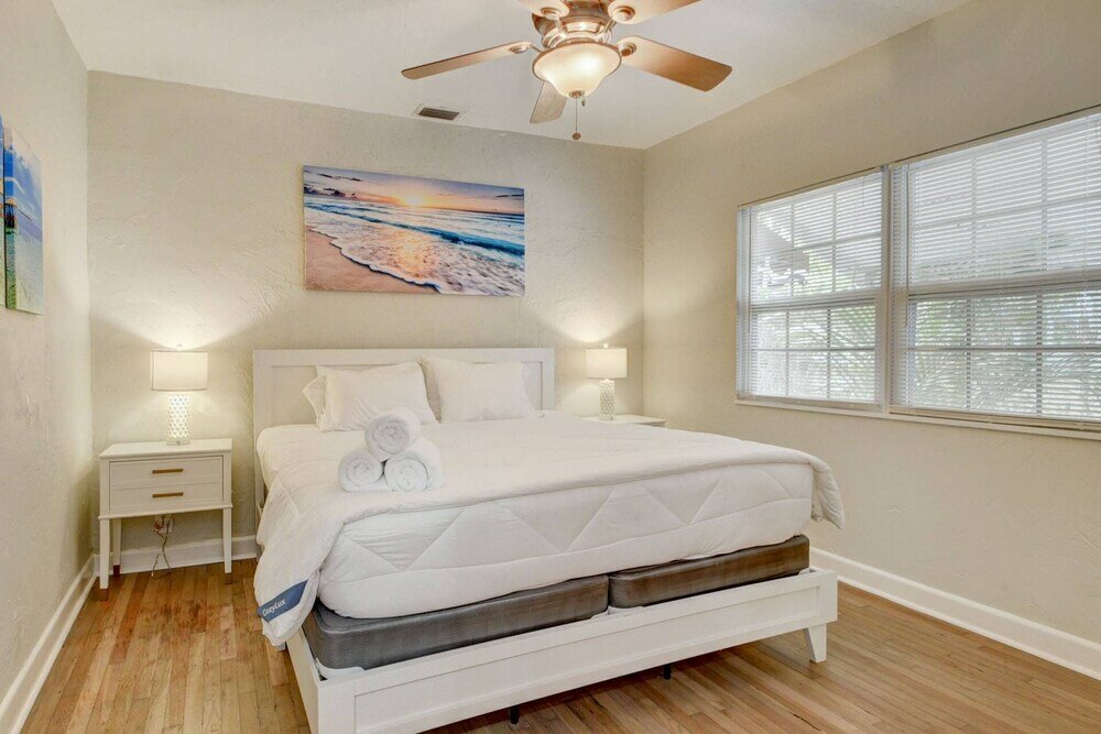 Фото Sunset Home West Palm Beach/close to Downtown Shops Pet Friendly