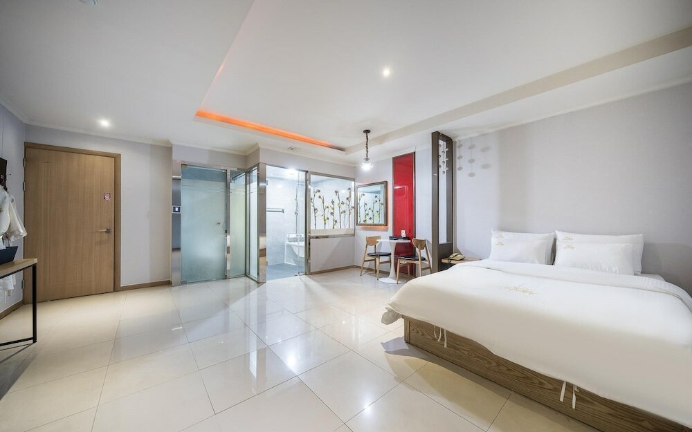 Фото Bucheon Kara