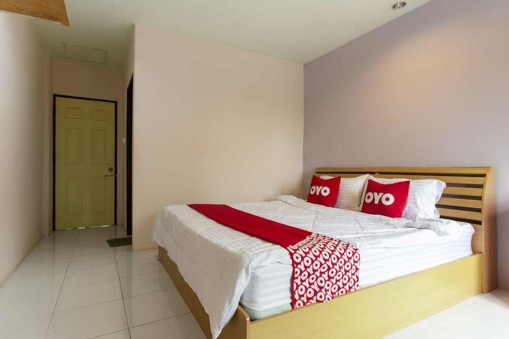 Фото Oyo 75356 Thipsiri Lodge