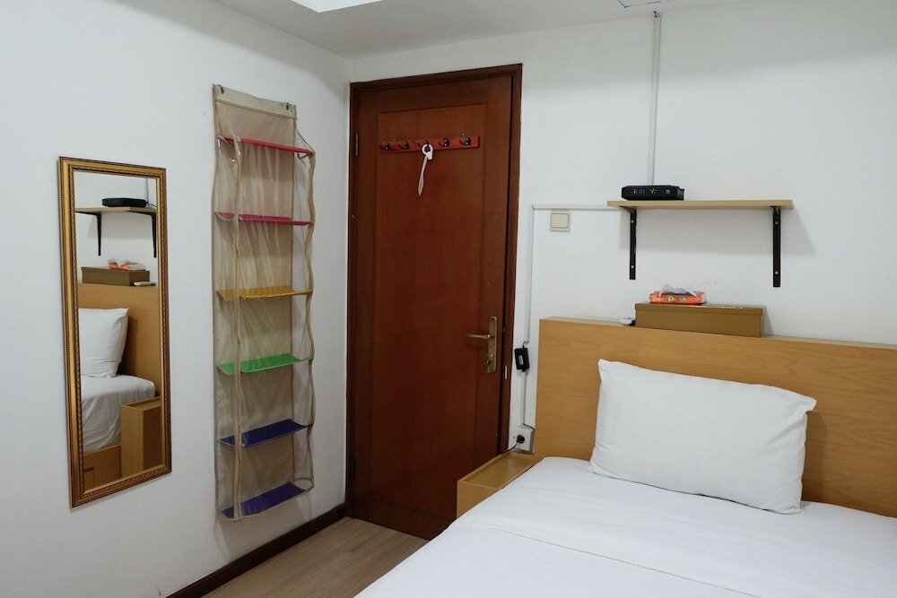 Фото 3BR Apartment at Sudirman Condominum Tower By Travelio