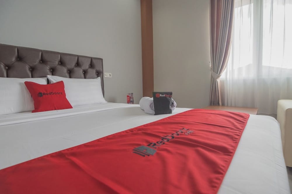 Фото RedDoorz near Islamic Center Samarinda