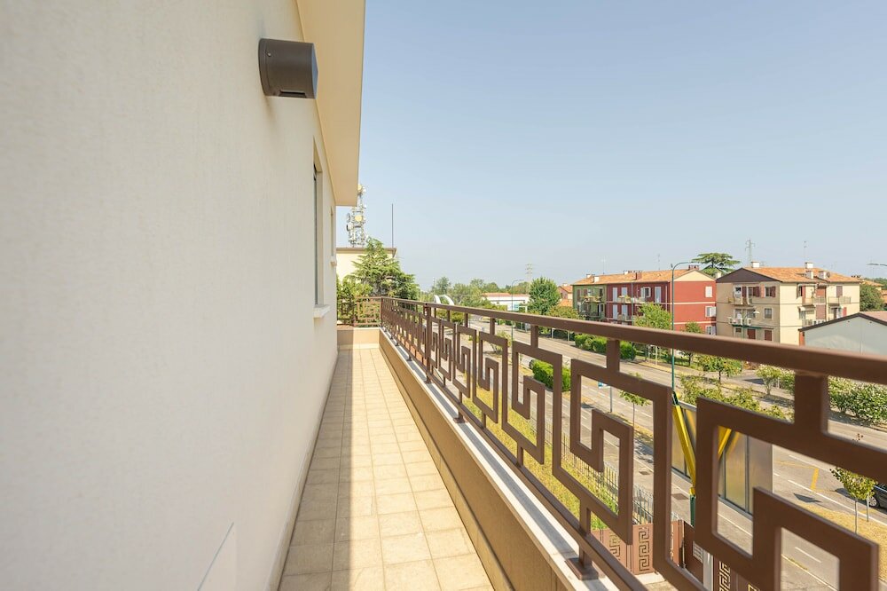 Фото Luxury Venice Penthouse