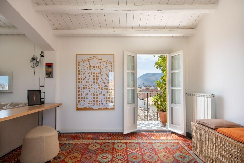 Фото Palazzo Castrofilippo Apartment by Wonderful Italy