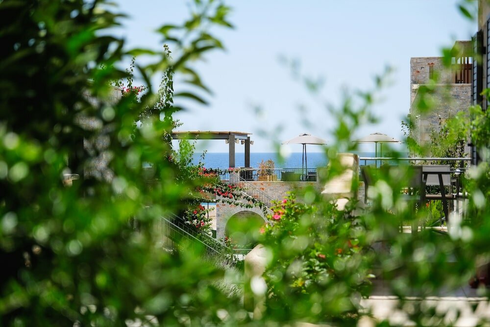 Фото Margo Beach Hotel