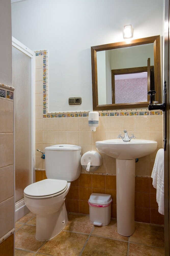 Фото Hostal Don Joaquin Alora