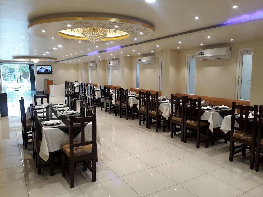 Фото Hotel Royal Amer City