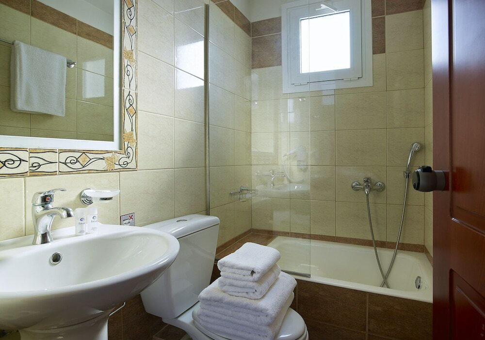 Фото Coral Apartments