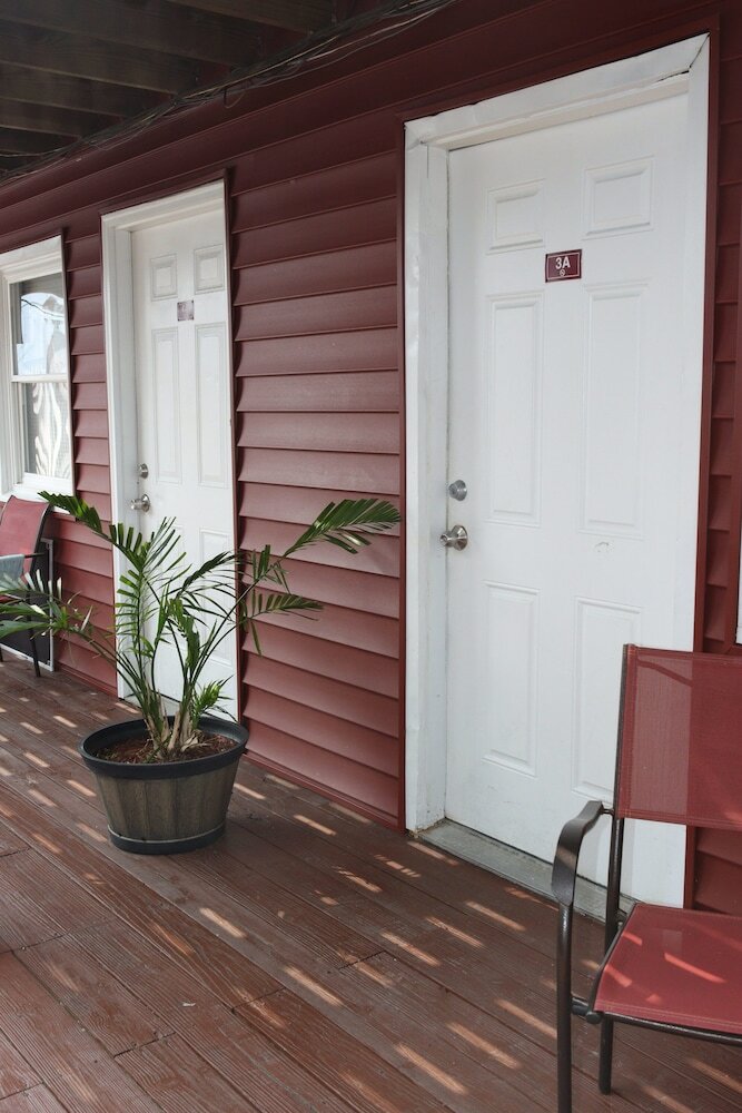 Фото The Burgundy Inn