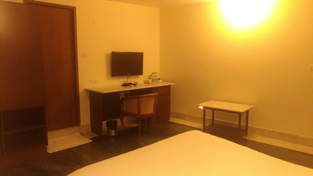 Фото Hanu Reddy Residences Poes Garden