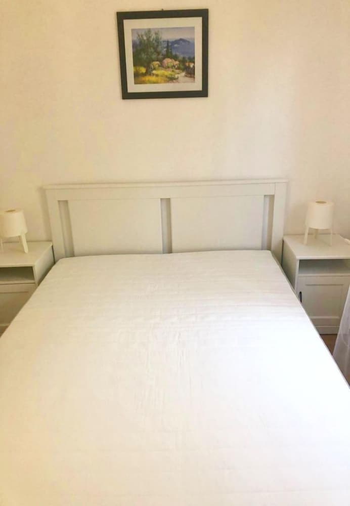 Фото Mare - 50 m From Beach - H