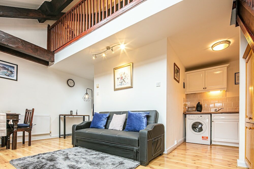 Фото Victoria Quays Loft Apt - Free Parking