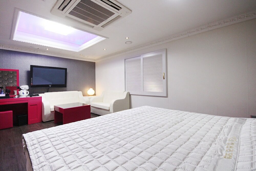 Фото Geojedo Okpo Gallery