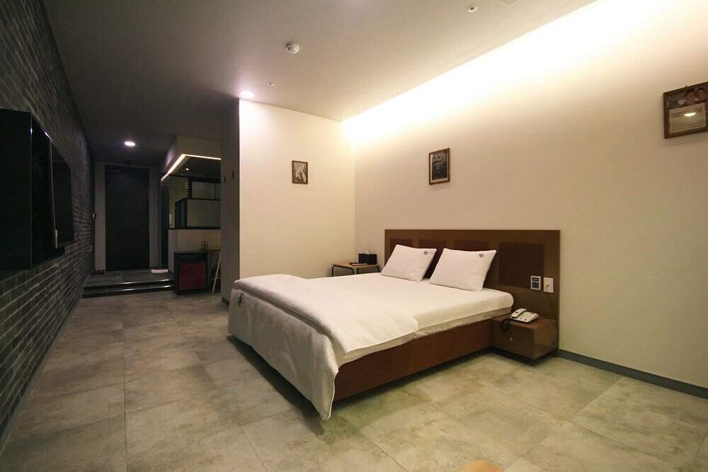 Фото Changwon Masan Ive Hotel