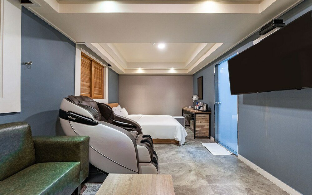 Фото Suwon First M