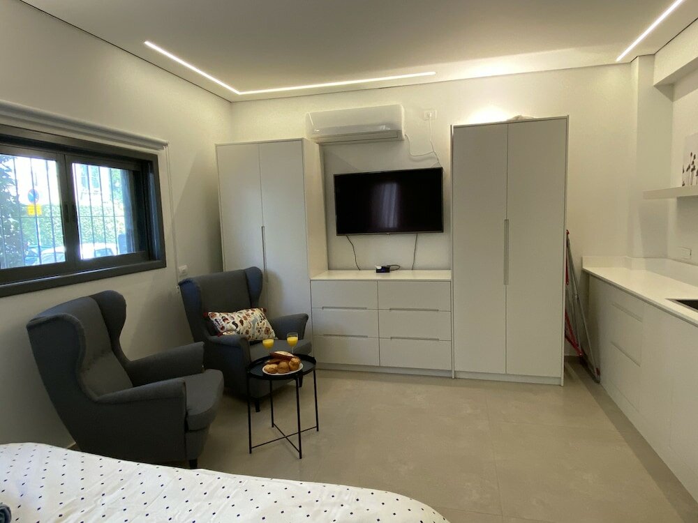 Фото Cozy Apartment in the Heart of Tel Aviv