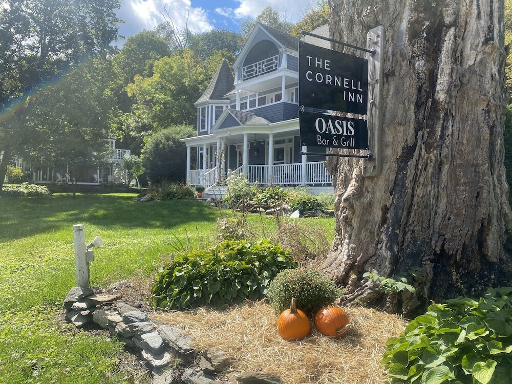 Фото The Cornell Inn, Lenox