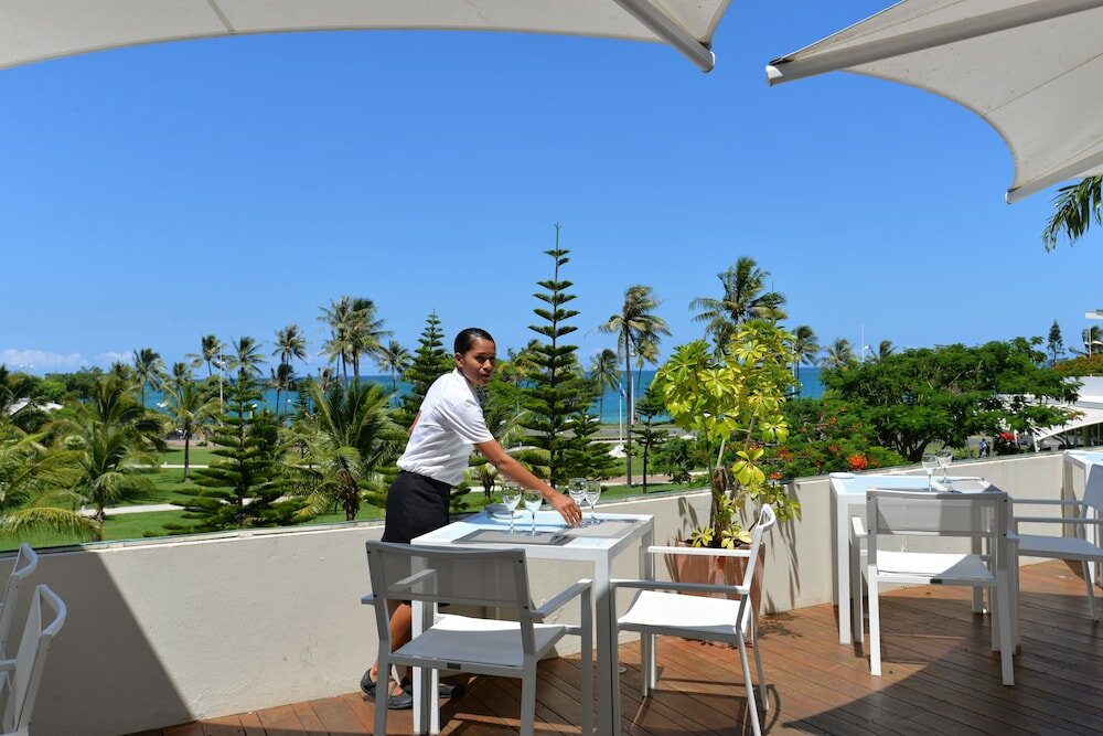 Фото Hilton Noumea La Promenade Residences