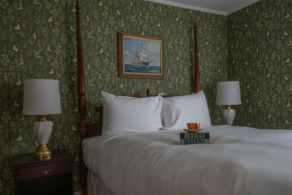 Фото Chart House Inn