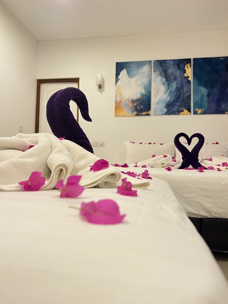 Фото Lagoon Villa Thoddoo